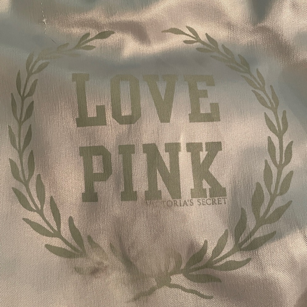 PINK Victoria's Secret Beige Travel Bag in EUC - Picture 13 of 16